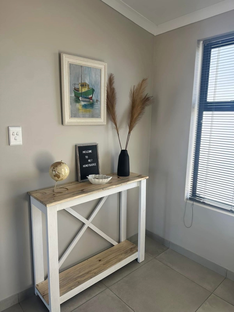 To Let 3 Bedroom Property for Rent in Hoogland Western Cape